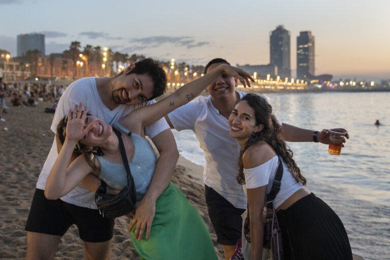 Celebra la Noche de San Juan 2024 en Barcelona con Lista Isaac