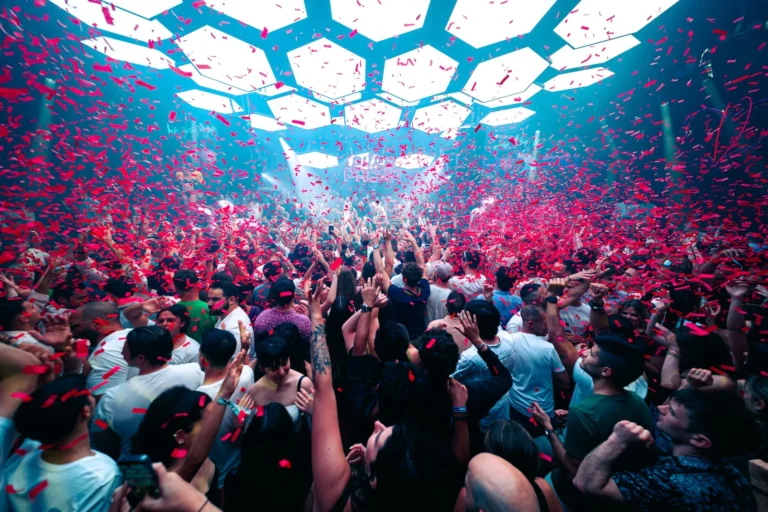 Pure Pacha: Fiesta de los viernes en Pacha Ibiza